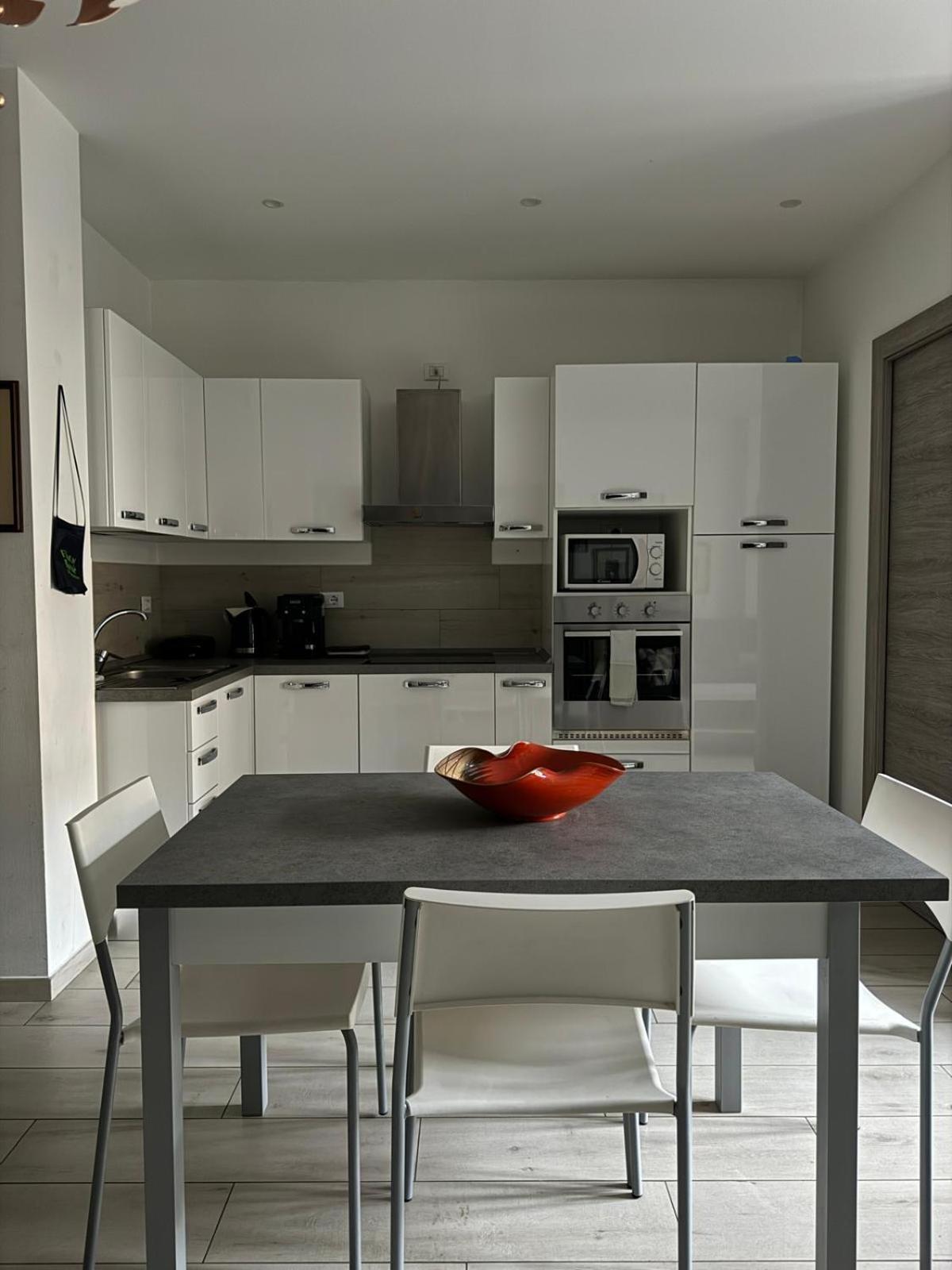 The Lighthouse - Central Apartment أَويستا المظهر الخارجي الصورة
